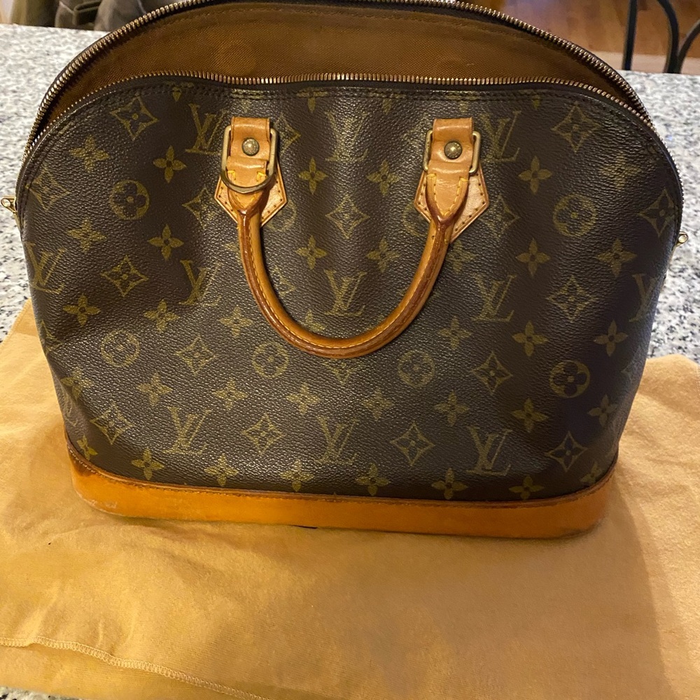 Louis Vuitton Alma monogram bag - PM